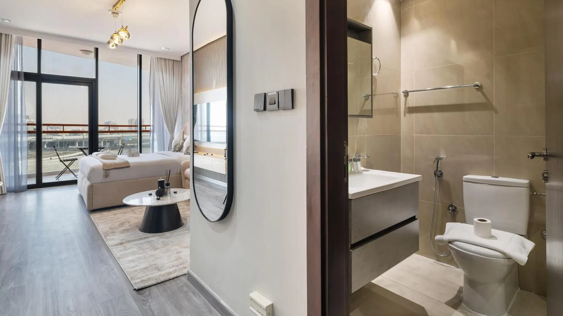 Stylish Studio Apartment In Binghatti Crystals Dubai