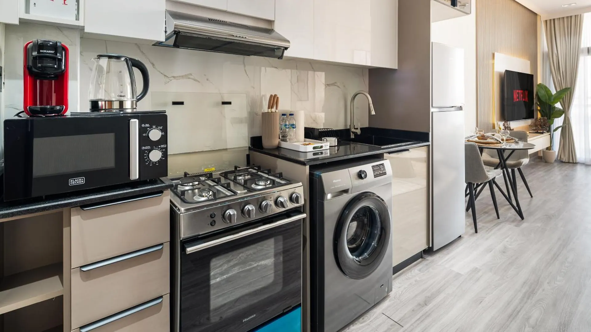 Stylish Studio Apartment In Binghatti Crystals Dubai