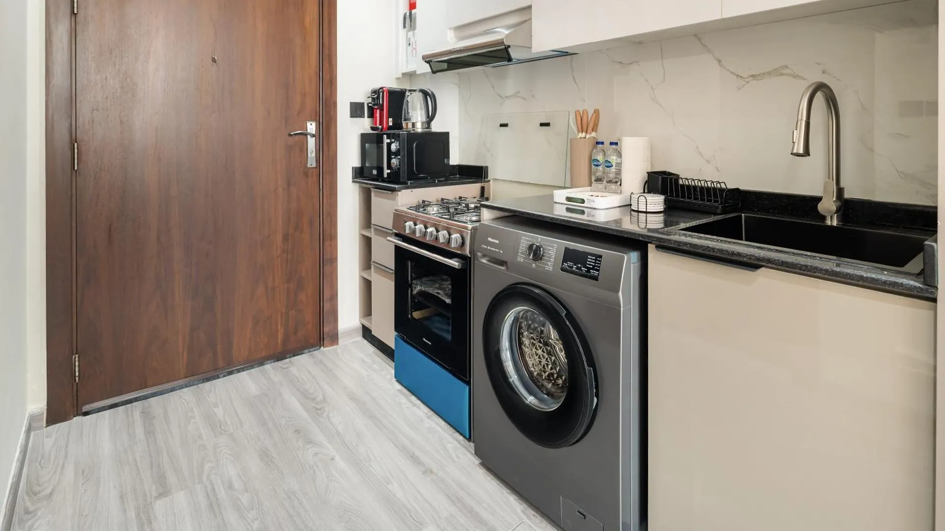 Stylish Studio Apartment In Binghatti Crystals Dubai United Arab Emirates