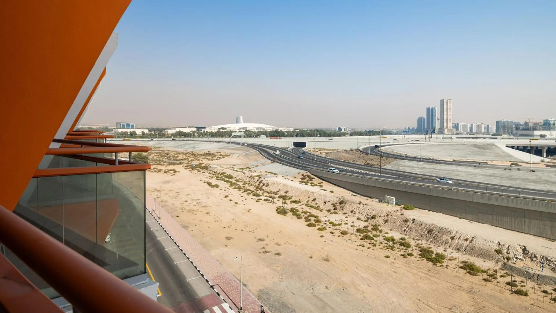 Stylish Studio Apartment In Binghatti Crystals Dubai United Arab Emirates